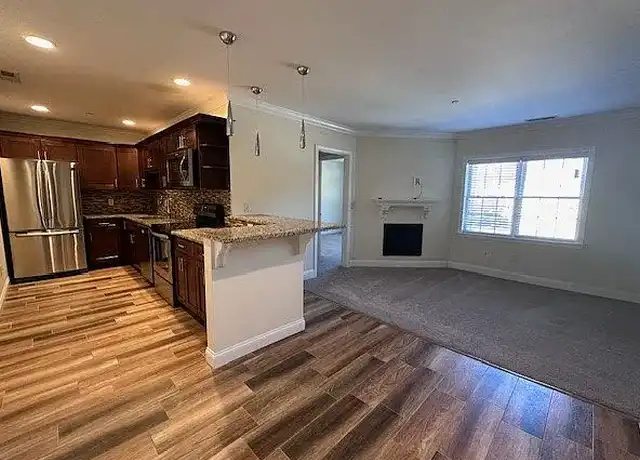 Property at The Croft Farmington - 5 Spring Ln, Farmington, CT, 06032, 1 bed, 1 bath, [object Object]