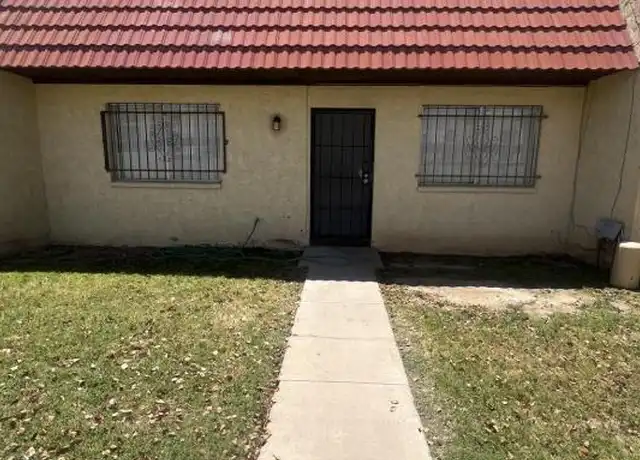 Property at 3314 W Golden Ln, Phoenix, AZ, 85051, 2 beds, 1 bath, [object Object]