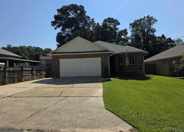 Property at 5910 Drexel Rd, Pensacola, FL, 32504, 3 beds, 2 baths, [object Object]