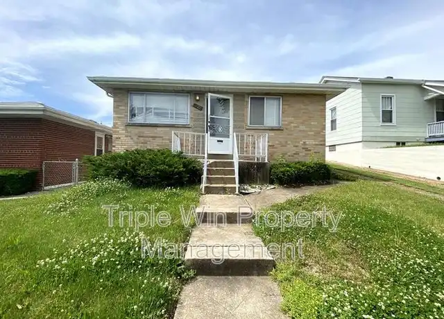 Property at 3980 Neosho St, Saint Louis, MO, 63116, 3 beds, 2 baths, [object Object]