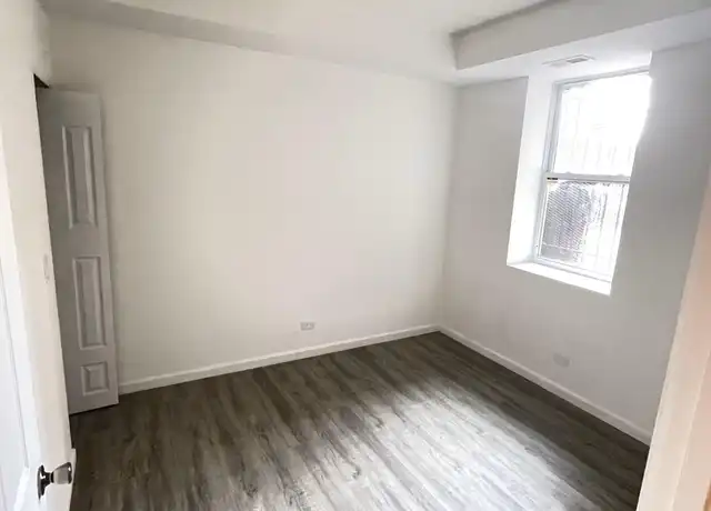 Property at 5223 W Washington Blvd, Chicago, IL, 60644, 2 beds, 1 bath, [object Object]