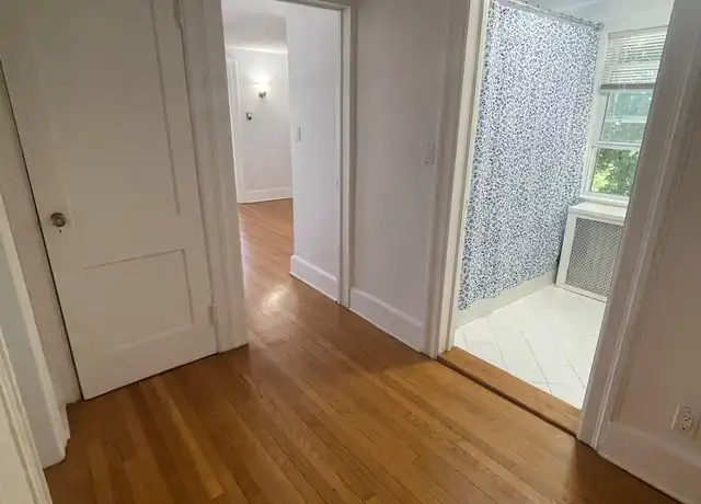 Property at 10 The Outlook, Glen Cove, NY, 11542, 1 bed, 1 bath, [object Object]