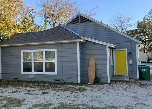 Property at 608 W Hickory St Unit B, Denton, TX, 76201, 2 beds, 1 bath, [object Object]