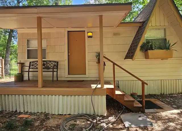 Property at 16443 Piper Ln, Montgomery, TX, 77316, 1 bed, 1 bath, [object Object]
