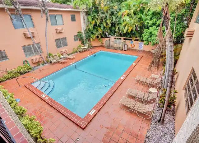 Property at 218 Santillane Ave #8, Coral Gables, FL, 33134, 1 bed, 1.5 baths, [object Object]