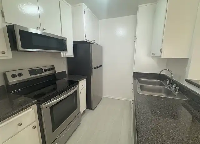 Property at 401 S Hoover St, Los Angeles, CA, 90020, 0 beds, 1 bath, [object Object]