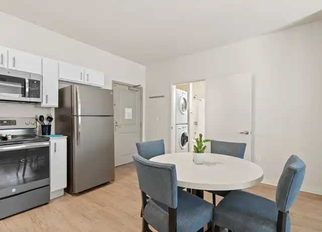 Property at 11250 Glenwood St Unit One Bedroom One Bathroom with Balcony, Overland Park, KS, 66211, 1 bed, 1 bath, [object Object]