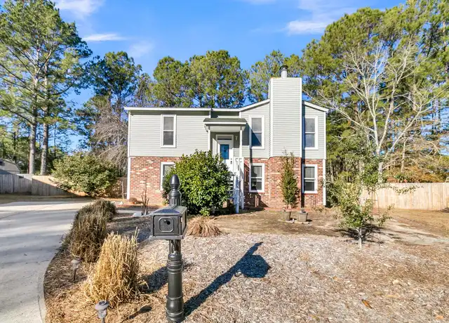 Property at 113 Trescott Ct, Summerville, SC, 29486, 4 beds, 2 baths, [object Object]