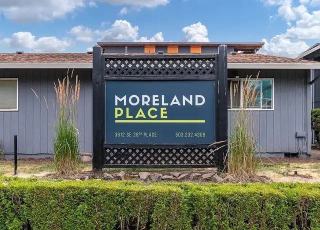 Property at Moreland Place Apartments - 3612 SE 28th Pl, Portland, OR, 97202, 2 beds, 1 bath, [object Object]