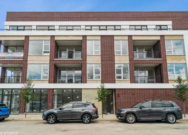 Property at 2105 W Caton St Unit 202, Chicago, IL, 60647, 2 beds, 2 baths, [object Object]