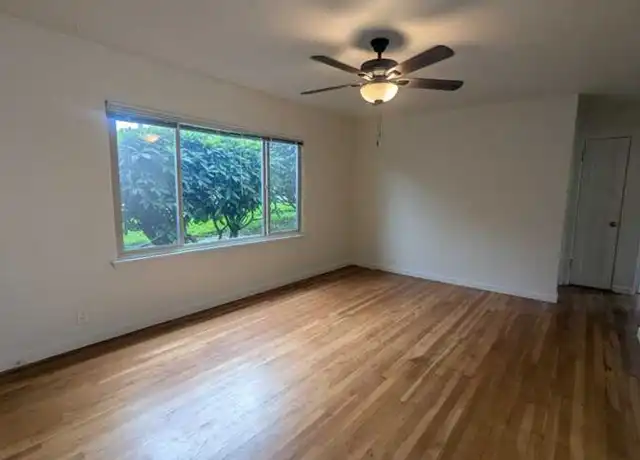 Property at 1913 NE 73rd Ave Unit 2021 B1, Portland, OR, 97213, 2 beds, 1 bath, [object Object]
