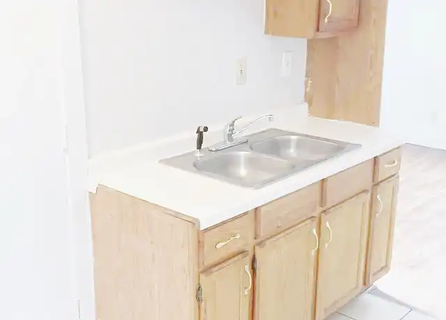 Property at 1223 Rice St Unit 2, St Paul, MN, 55117, 1 bed, 1 bath, [object Object]
