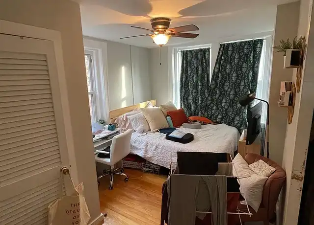 Property at 28 Fleet St, Boston, MA, 02113, 2-4 beds, 1-2 bath, [object Object]