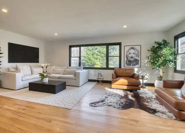 Property at 66 Knoll Rd, Southampton, NY, 11968, 4 beds, 3 baths, [object Object]