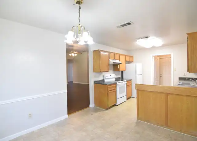 Property at 4507 Frontier Trl, Killeen, TX, 76542, 3 beds, 2 baths, [object Object]