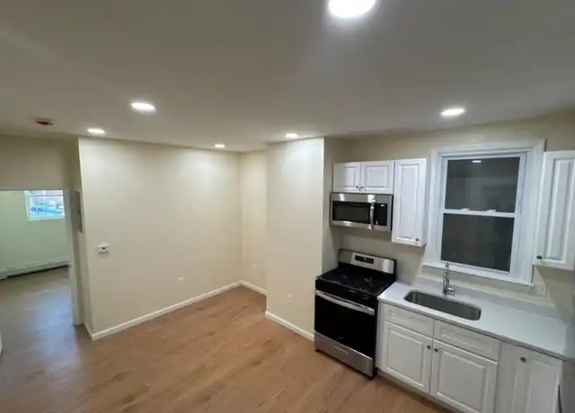 Property at 522 4th St, Union City, NJ, 07087, 3 beds, 1 bath, [object Object]