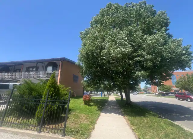 Property at 1025 S 5th St, Springfield, IL, 62703, 1 bed, 1 bath, [object Object]