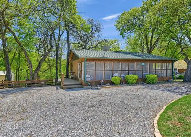 Property at 108 Circle 8 Ln, Pottsboro, TX, 75076, 2 beds, 1 bath, [object Object]