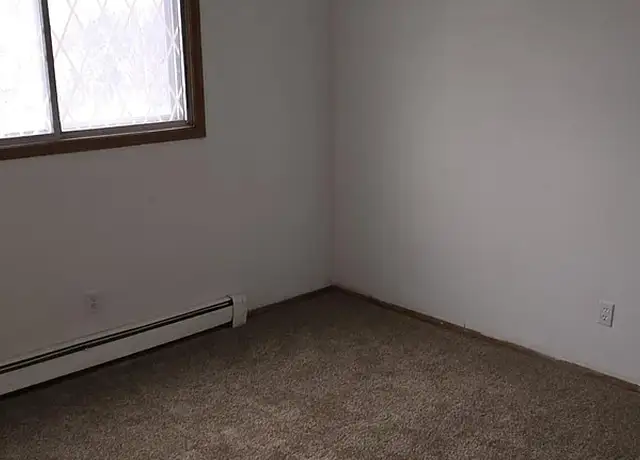 Photo of 10400 W Fond du Lac Ave, Milwaukee, WI 53224