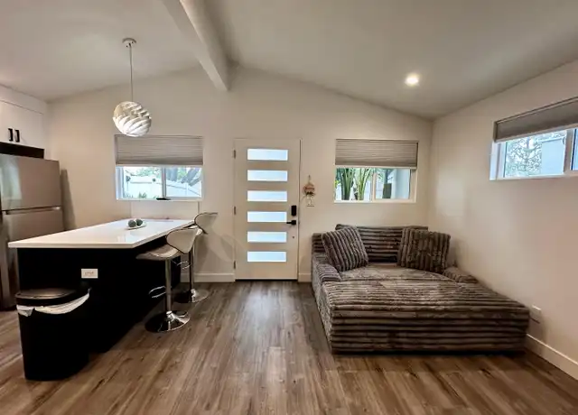 Property at 22949 Valerio St, West Hills, CA, 91307, 1 bed, 1 bath, [object Object]