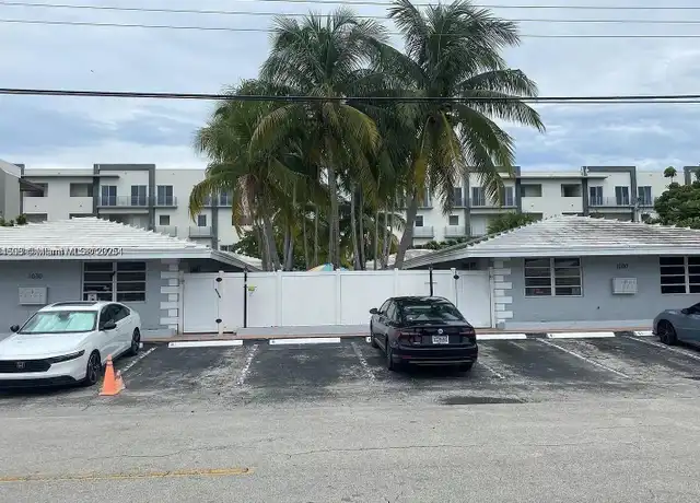 Property at 1030 N Victoria Park Rd #5, Fort Lauderdale, FL, 33304, 1 bed, 1 bath, [object Object]