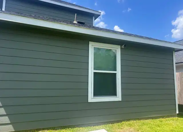 Property at 17030 Marie Village Dr, Conroe, TX, 77306, 3 beds, 2 baths, [object Object]