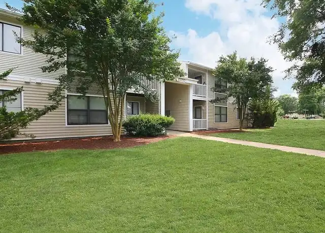 Property at Honeytree Apartments - 4344 St James Church Rd, Raleigh, NC, 27604, 1-2 bed, 1-2 bath, [object Object]