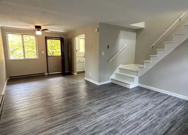 Property at 420 Tinkler St #4, Lafayette, IN, 47904, 2 beds, 1 bath, [object Object]