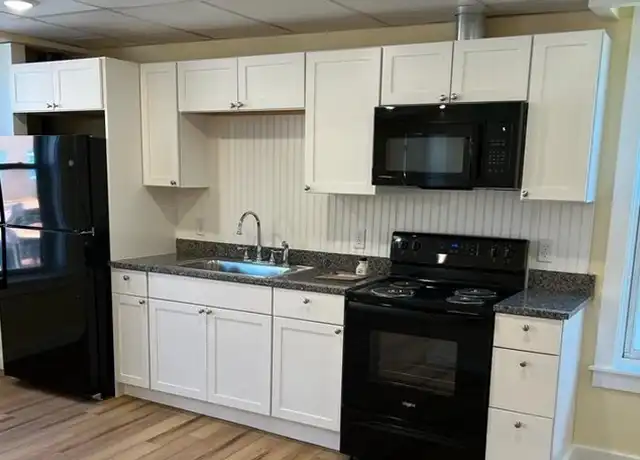 Property at 6 1/2 N Winooski Ave Unit 201, Burlington, VT, 05401, 3 beds, 1 bath, [object Object]