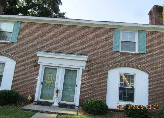 Property at 706 S Edisto Dr, Florence, SC, 29501, 2 beds, 1.5 baths, [object Object]