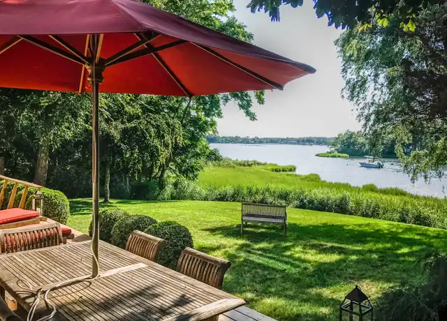 Property at 42 Towd Point Rd, Southampton, NY, 11968, 3 beds, 4 baths, [object Object]