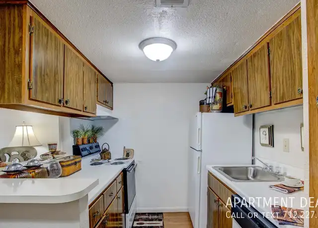 Property at 6106 Renwick Dr Unit 3453, Houston, TX, 77081, 1 bed, 1 bath, [object Object]