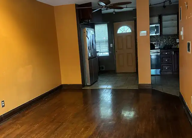 Property at 5720 Beechcroft Rd Unit J, Columbus, OH, 43229, 2 beds, 1 bath, [object Object]
