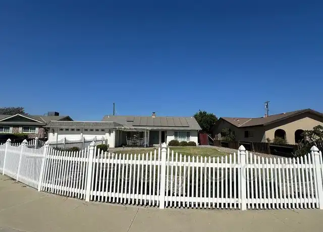 Property at 473 W Deodar Ln, Lemoore, CA, 93245, 3 beds, 2 baths, [object Object]