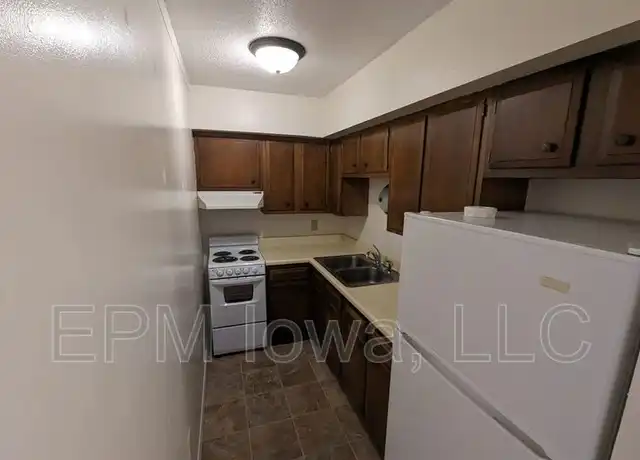 Property at 101 16th Ave NW Unit 20, Independence, IA, 50644, 1 bed, 1 bath, [object Object]
