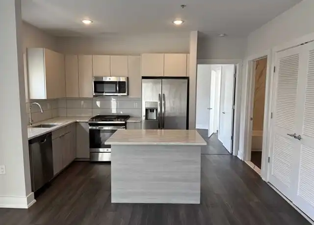 Property at 2301 Lemoine Ave #301, Fort Lee, NJ, 07024, 1 bed, 1 bath, [object Object]