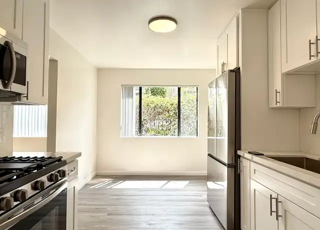 Property at 354 Rennie Ave Unit 356, Venice, CA, 90291, 2 beds, 1 bath, [object Object]