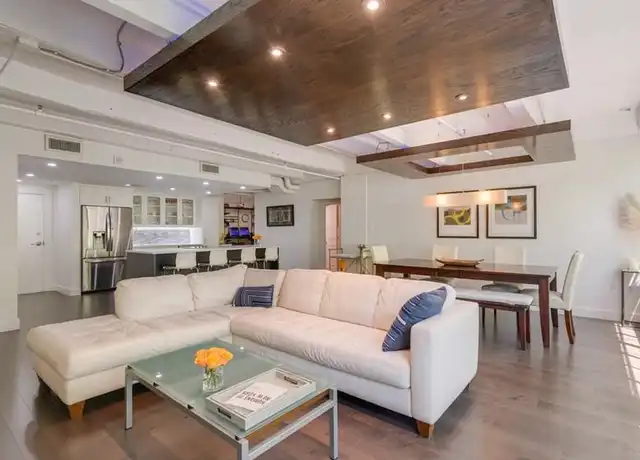 Property at 329 E Colorado Blvd Unit 1538-5, Dallas, TX, 75203, 1 bed, 1 bath, [object Object]