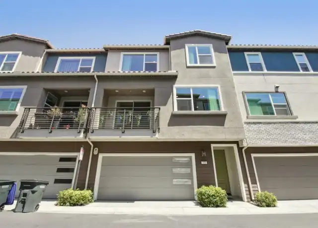 Property at 275 Carmona, Lake Forest, CA, 92630, 2 beds, 2.5 baths, [object Object]