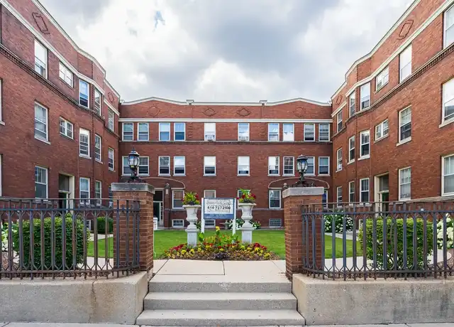 Property at Summerfield - 1479-1495 N Farwell Ave, Milwaukee, WI, 53202, 2 beds, 1 bath, [object Object]