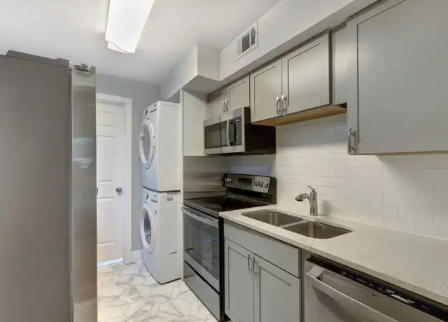 Property at 1201 Atlantic Ave, Savannah, GA, 31401, 1 bed, 1 bath, [object Object]