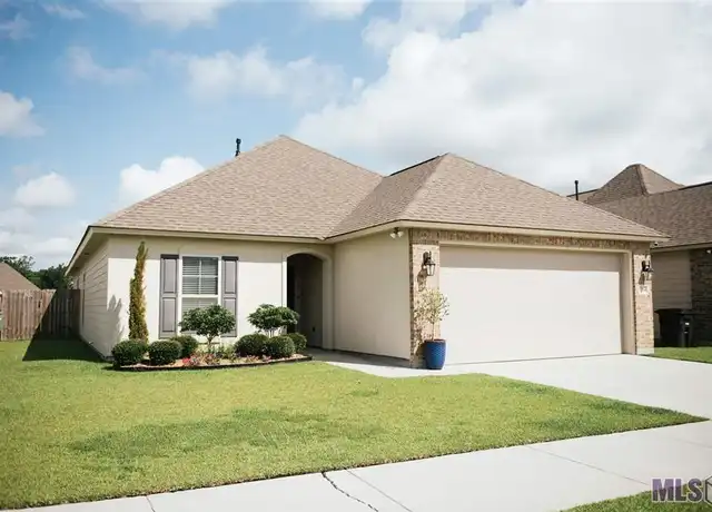Property at 1254 Meridian Dr, Baton Rouge, LA, 70820, 3 beds, 2 baths, [object Object]