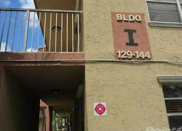 Property at 95 NE 41st St Unit I-129, Oakland Park, FL, 33334, 1 bed, 1 bath, [object Object]
