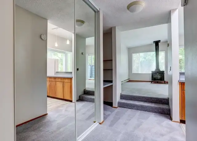 Property at 3030 SW 4th Ave Unit 3, Portland, OR, 97201, 1 bed, 1 bath, [object Object]