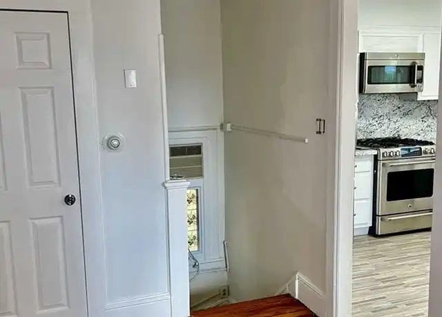 Property at 358 Lafayette Ave Unit 2, Cliffside Park, NJ, 07010, 2 beds, 1 bath, [object Object]