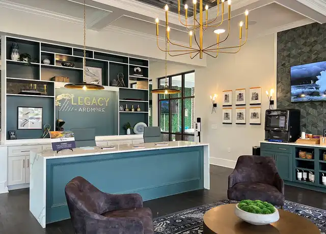 Property at Legacy at Ardmore - 1606 Covington Heights Cir, Winston-Salem, NC, 27103, 1 bed, 1 bath, [object Object]