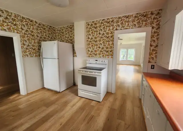 Property at 2405 Montana Highway 206, Columbia Falls, MT, 59912, 1 bed, 1 bath, [object Object]