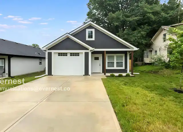Property at 1103 S Pearl St, Independence, MO, 64050, 3 beds, 2 baths, [object Object]