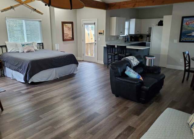 Photo of 163 Hillcrest Dr, Encinitas, CA 92024