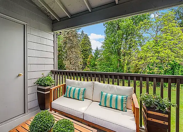 Photo of 2701 Rigney Rd, Steilacoom, WA 98388